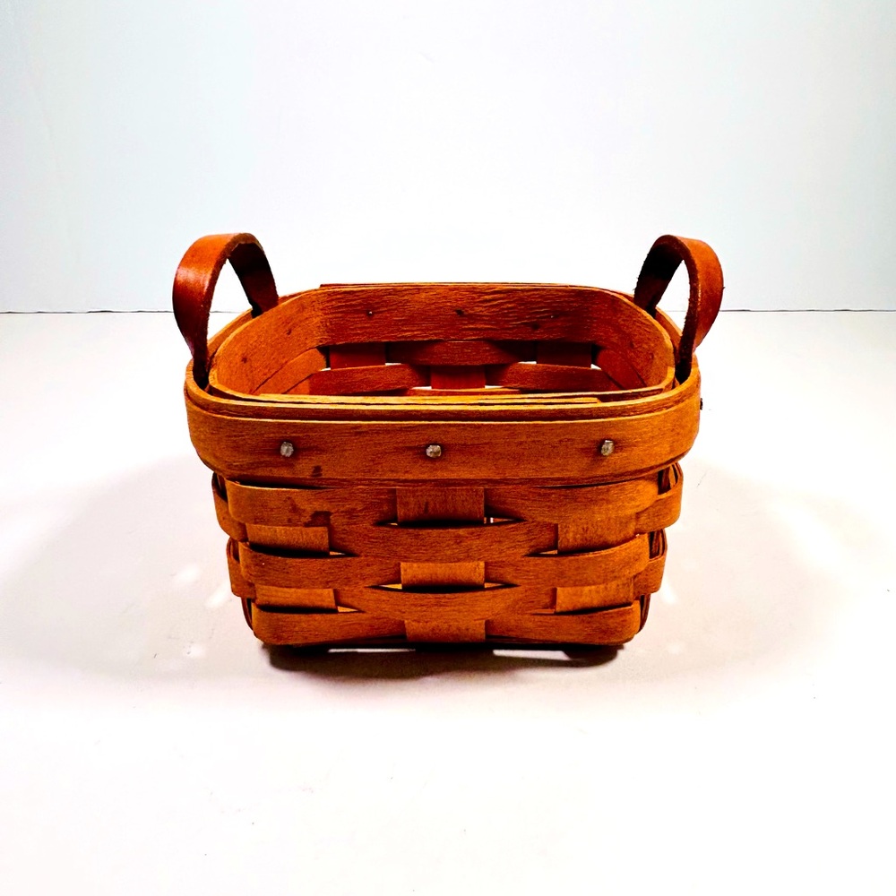 Longaberger mini Berry Basket with Leather handles 1995 Signed SAS 5”x4”